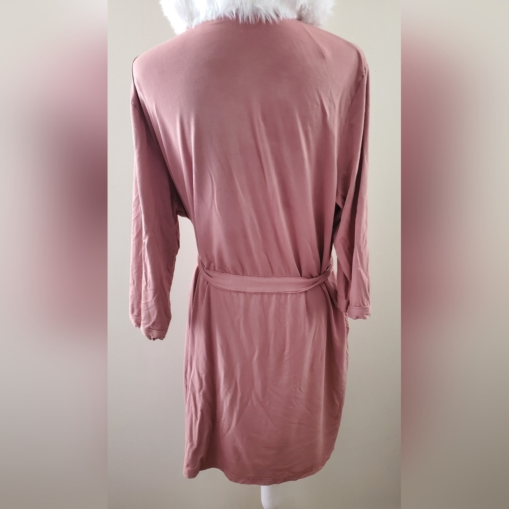💎$3 WITH BUNDLE💎 Mauve Women's Robe *FLAWS - Picture 4 of 15